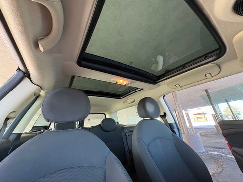 Used 2011 MINI Cooper Clubman image 17