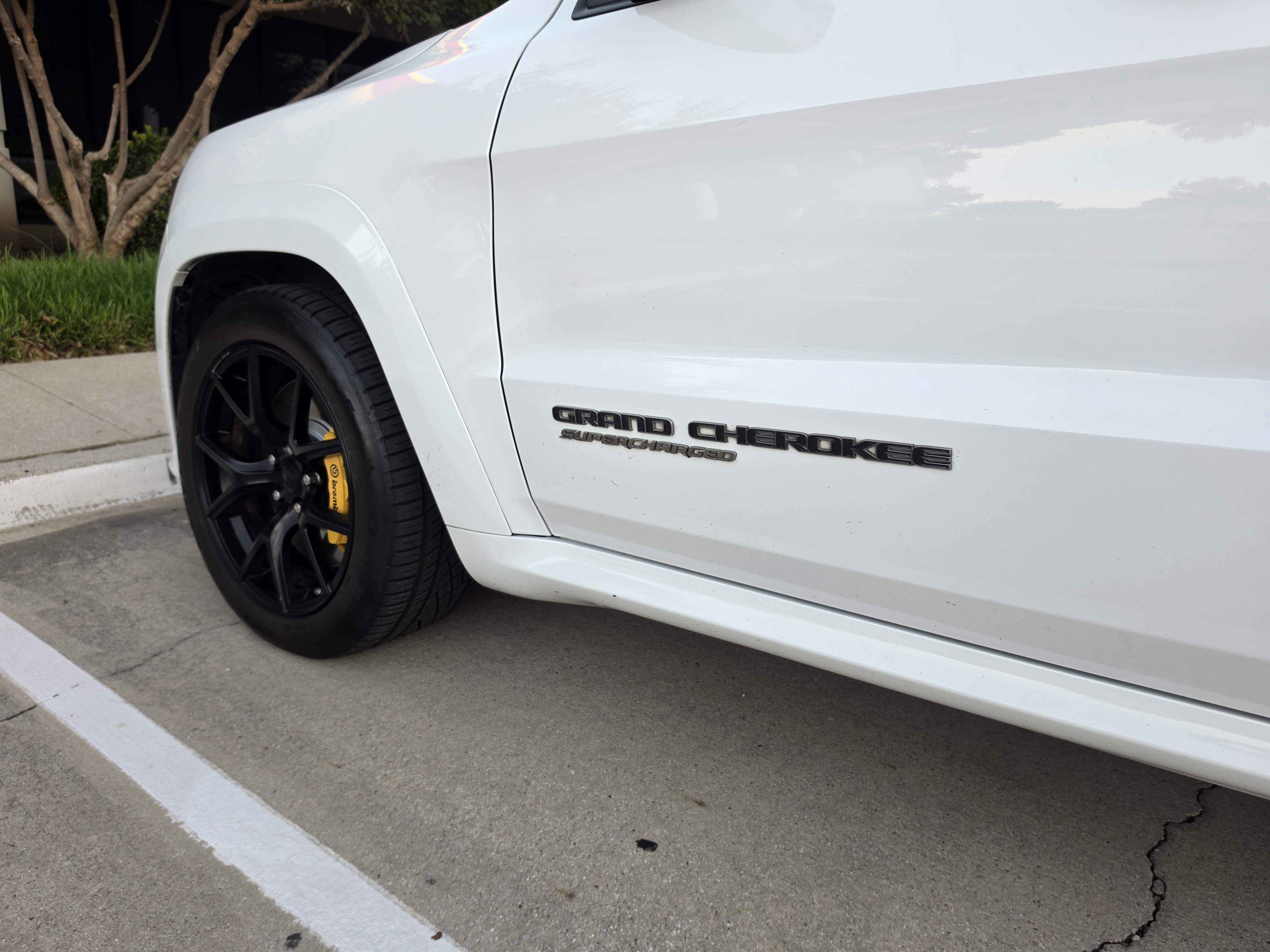 Used 2018 Jeep Grand Cherokee Trackhawk AWD/4WD image 11