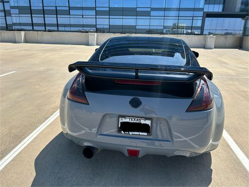 Used 2017 Nissan 370Z Coupe image 6