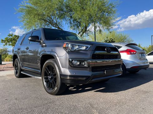 Used 2019 Toyota 4Runner Limited image 1