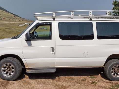 Used 2008 Ford E-350 and Econoline 350 XLT image 4