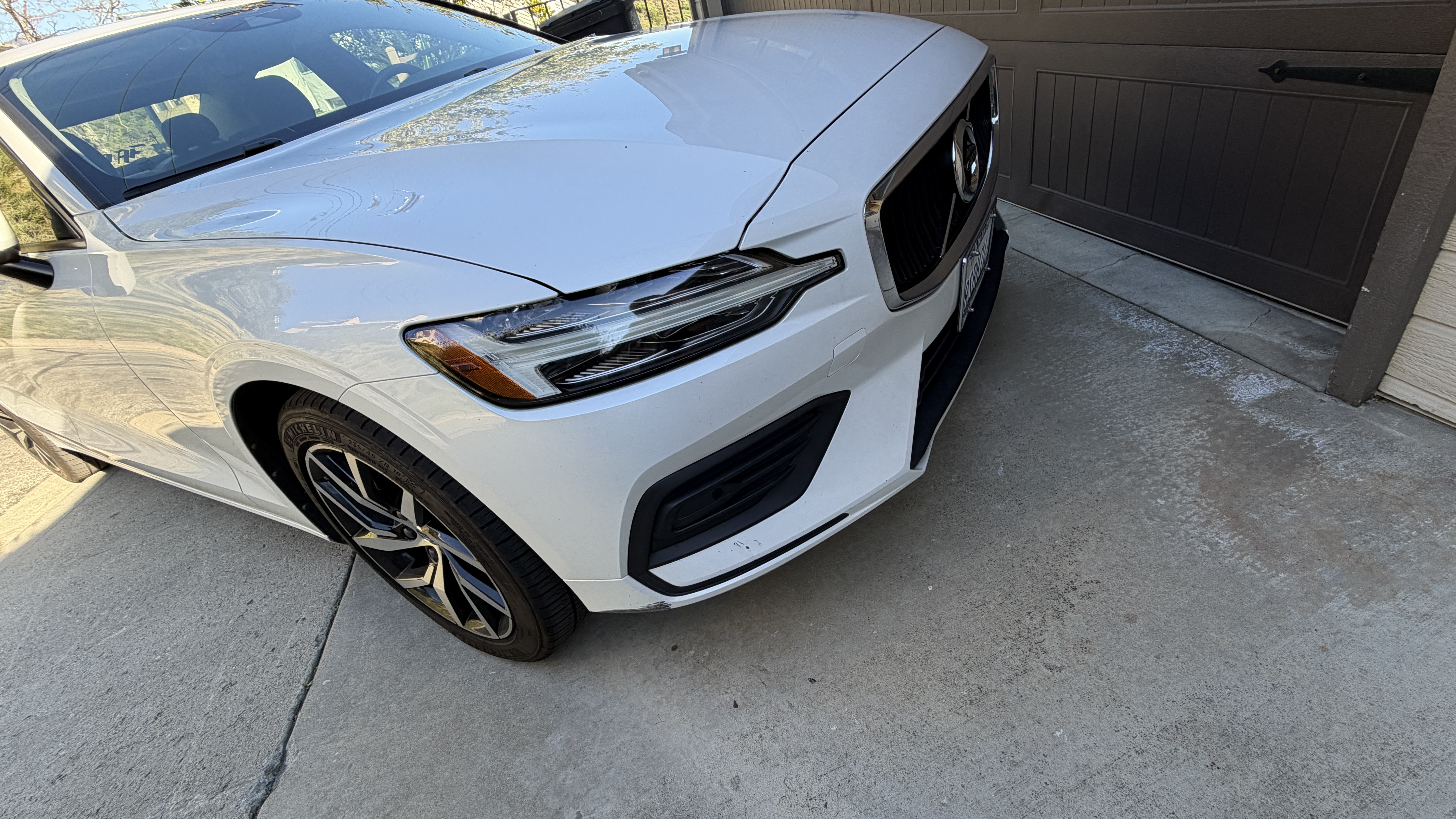 Used 2020 Volvo S60 T5 Momentum FWD image 4