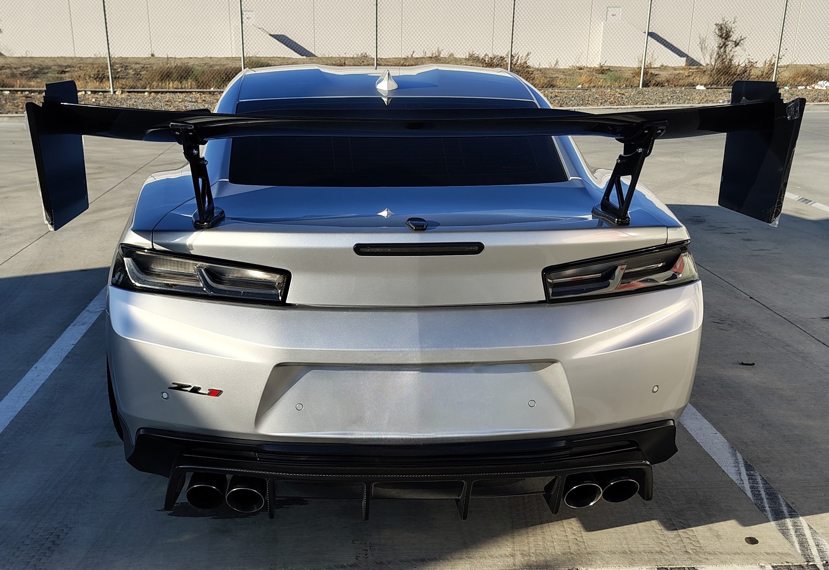 Used 2018 Chevrolet Camaro ZL1 RWD image 9