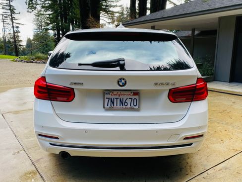 Used 2016 BMW 328d xDrive Wagon image 9