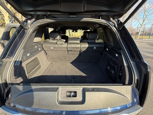 Used 2023 Land Rover Range Rover Long Wheelbase Autobiography image 29