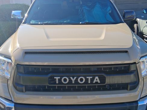 Used 2017 Toyota Tundra Limited image 4