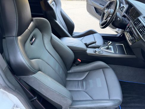 Used 2021 BMW M2 Competition w/ Executive Package image 19