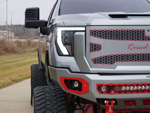 Used 2024 GMC Sierra 2500 AT4 w/ AT4 Premium Plus Package image 13