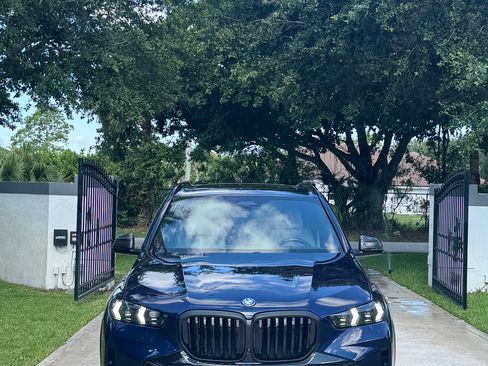 Used 2024 BMW X5 xDrive50e w/ Executive Package AWD/4WD image 1