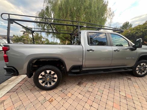 Used 2024 Chevrolet Silverado 2500 Custom w/ Custom Value Package image 24