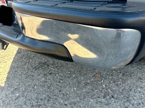 Used 2006 GMC Yukon SLE w/ Smart Select Package image 13