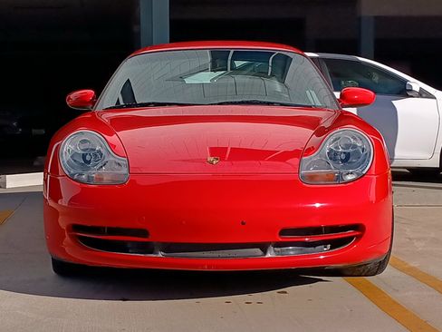 Used 2001 Porsche 911 Cabriolet image 4