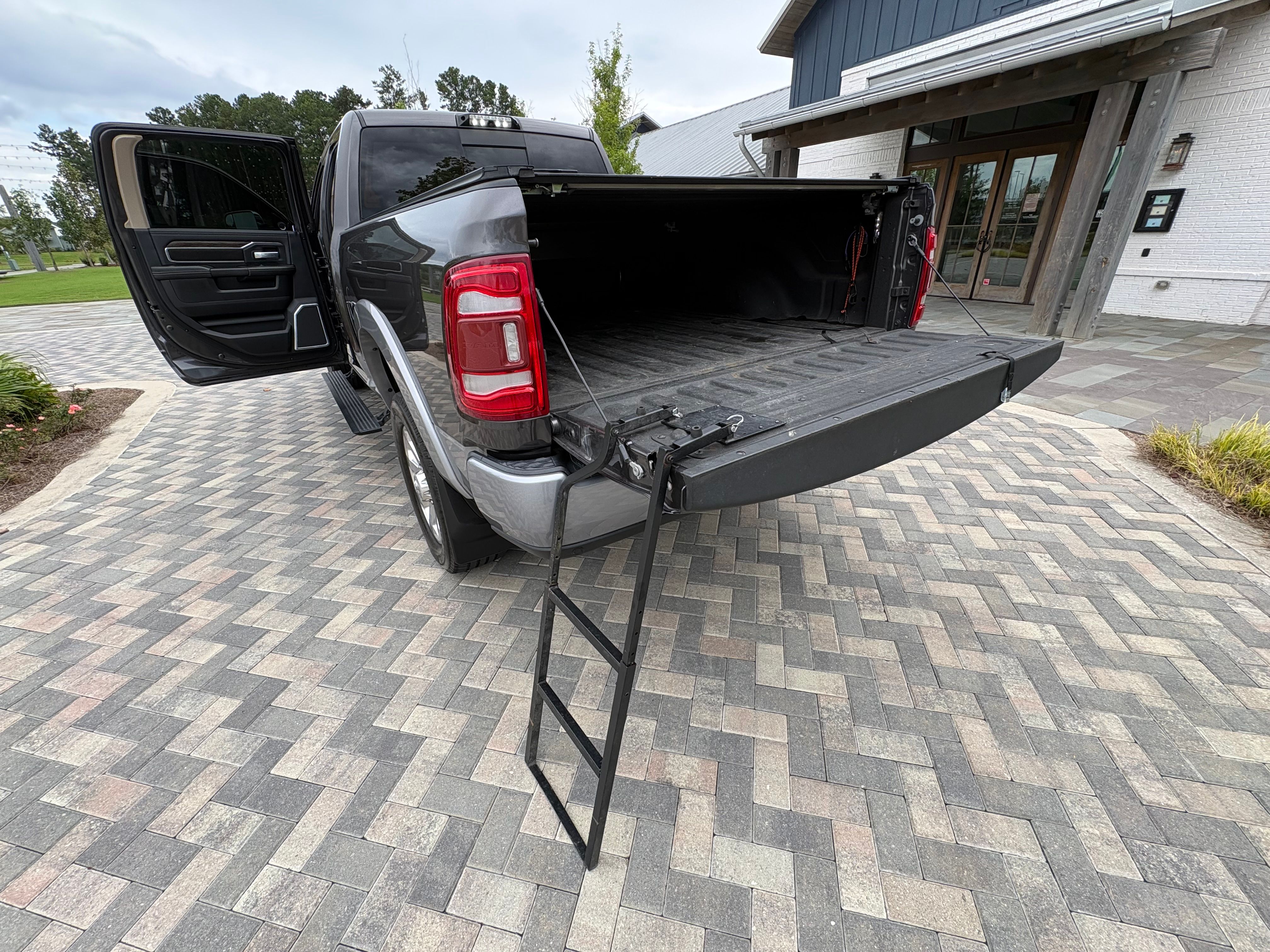Used 2020 RAM 2500 Laramie AWD/4WD image 19