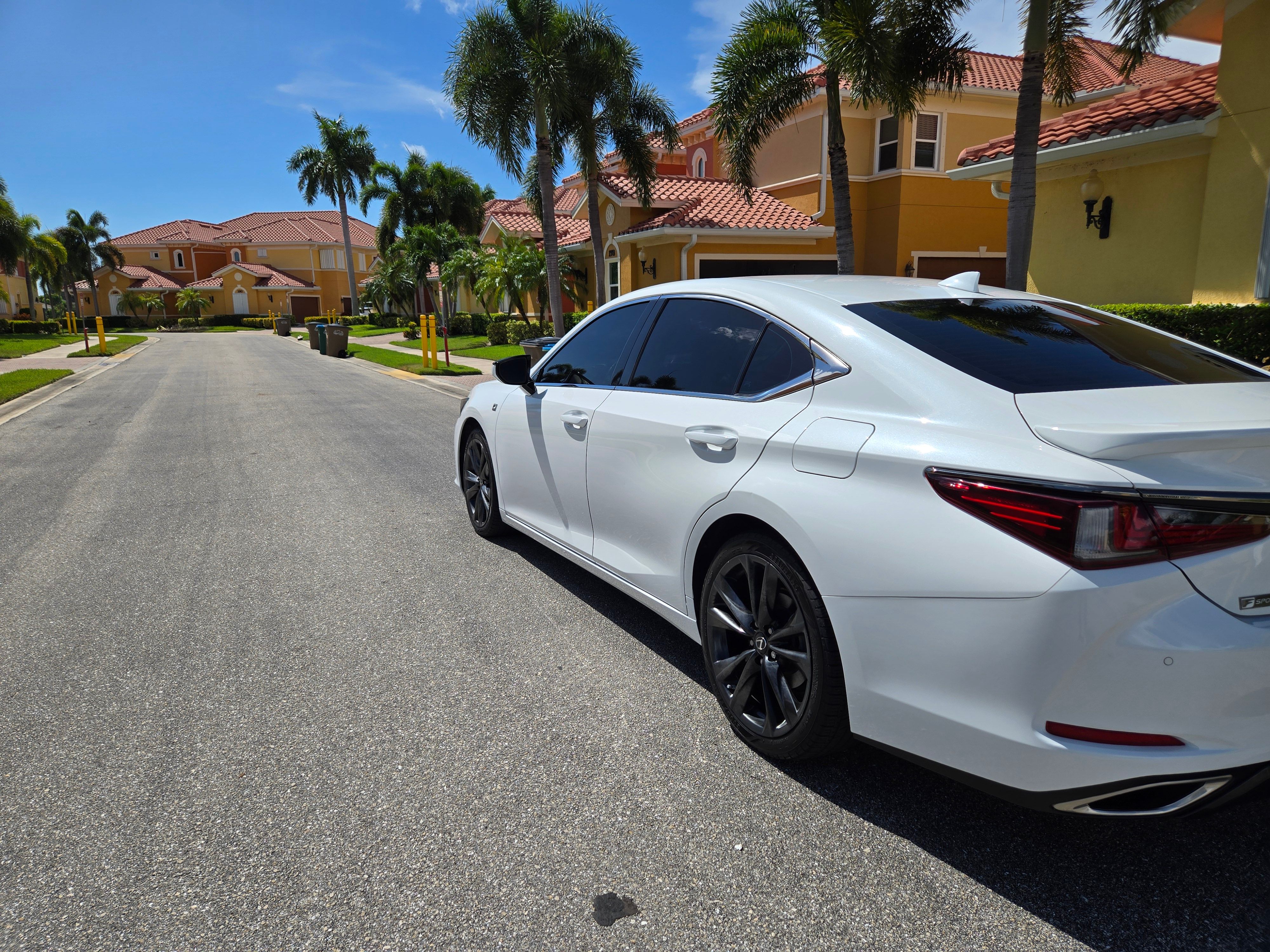 Used 2019 Lexus ES 350 F Sport w/ Accessory Package 2 FWD image 15
