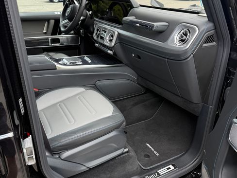 Used 2025 Mercedes-Benz G 580 w/ EQ Technology image 20