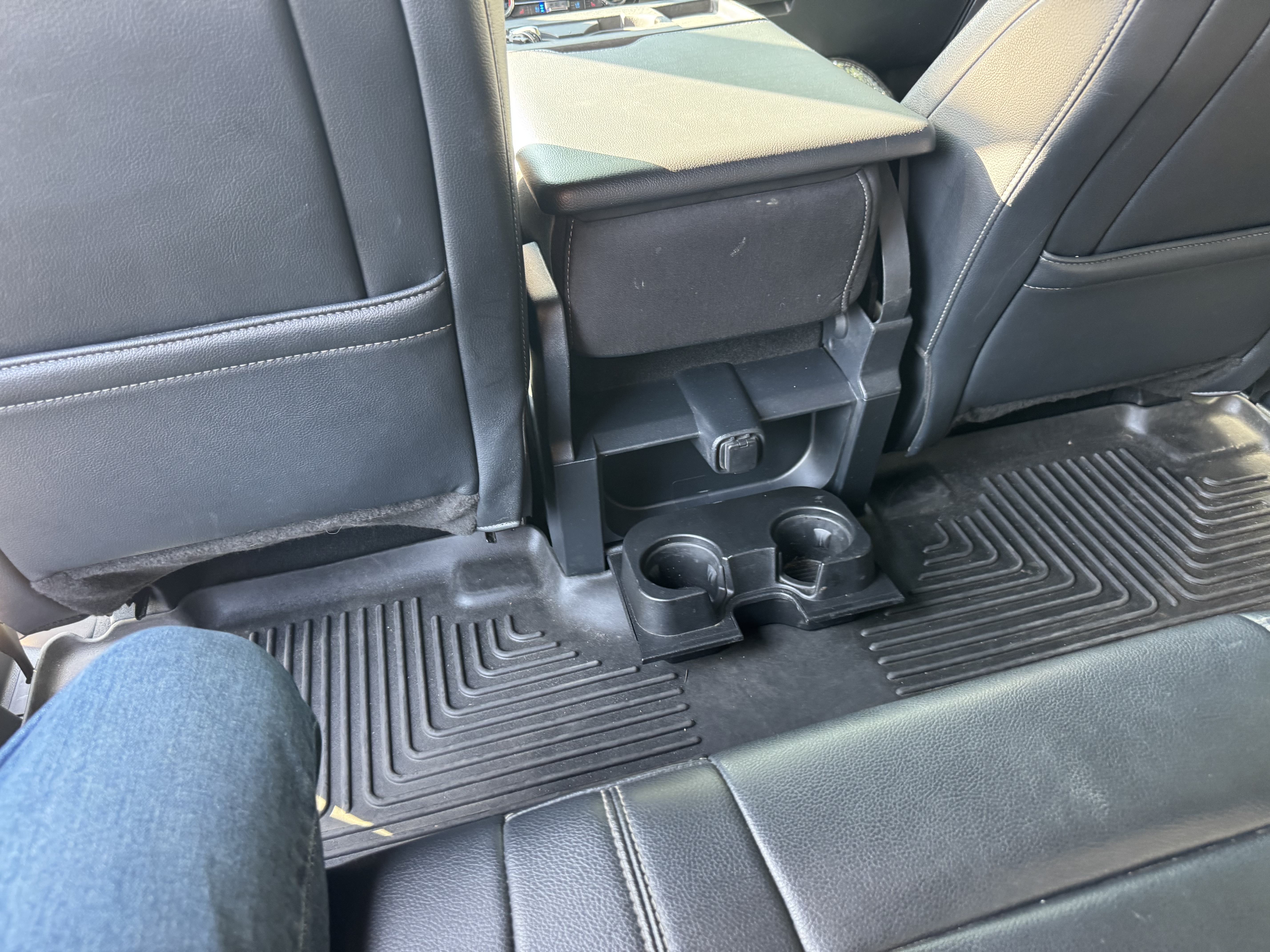Used 2022 Ford F250 Lariat w/ Tremor Off-Road Package AWD/4WD image 10