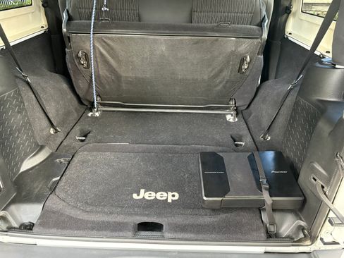 Used 2011 Jeep Wrangler Sport AWD/4WD image 21