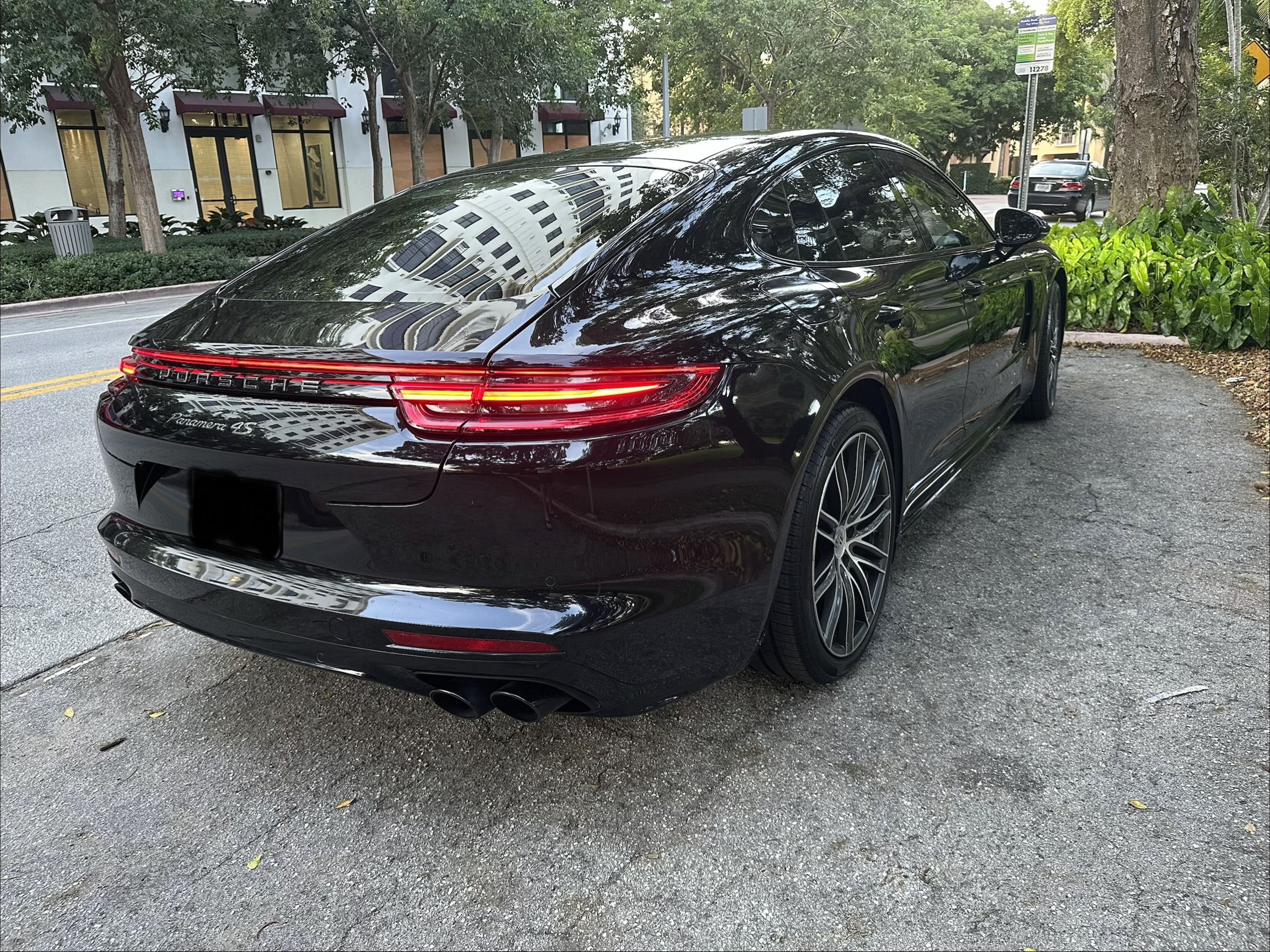Used 2017 Porsche Panamera 4S AWD/4WD image 17