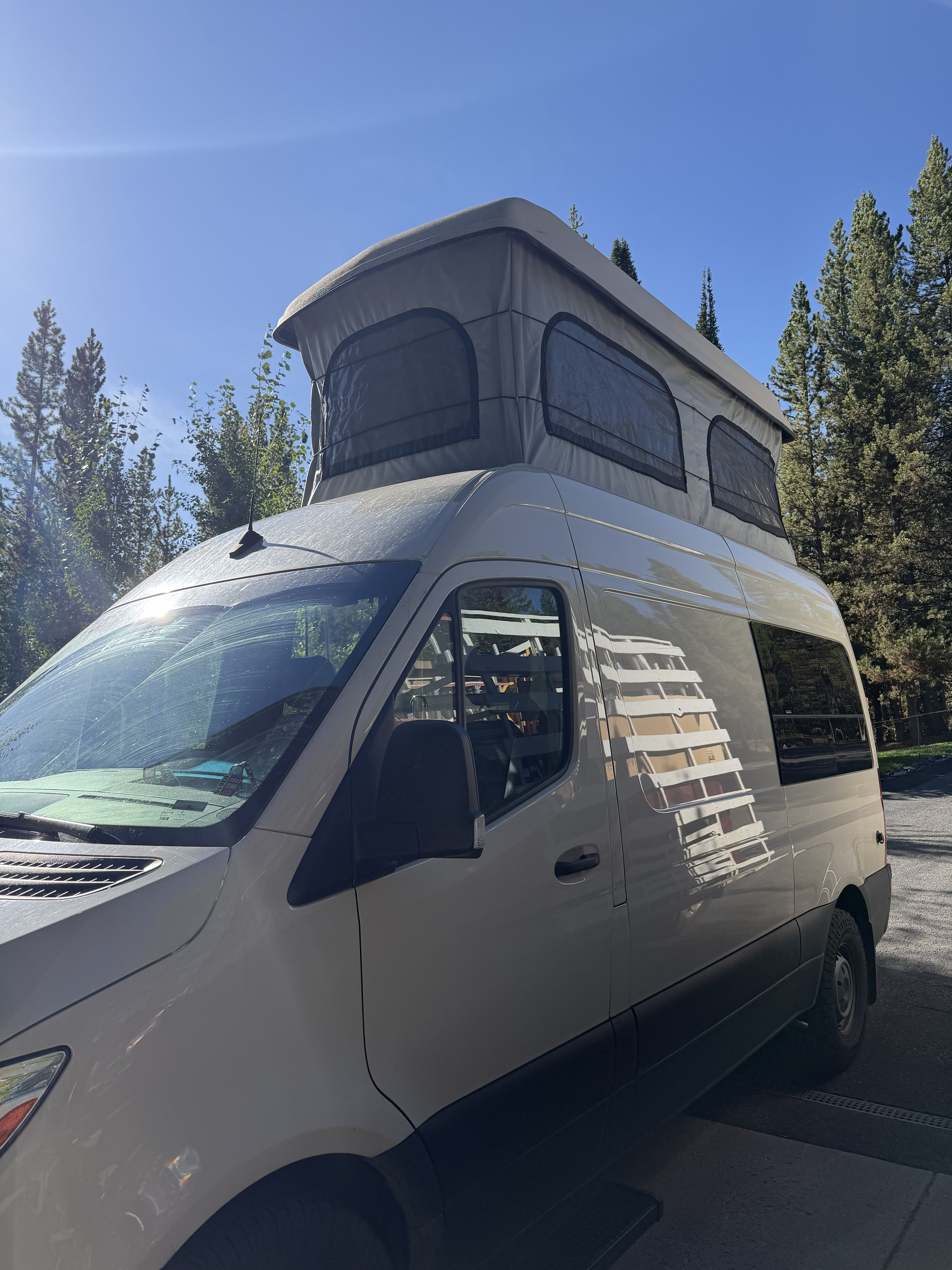 Used 2021 Mercedes-Benz Sprinter 1500 image 1