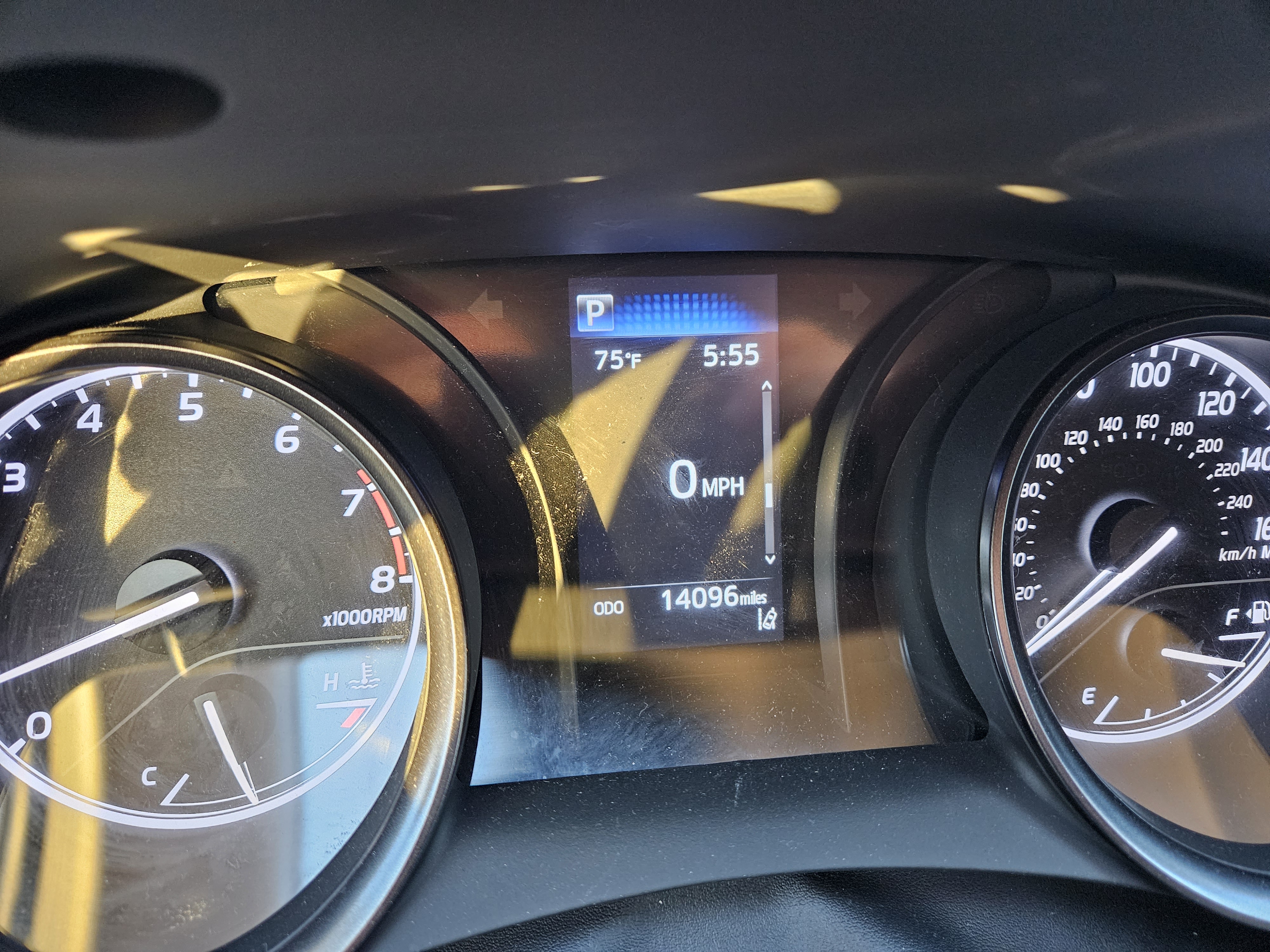 Used 2023 Toyota Camry SE FWD image 14