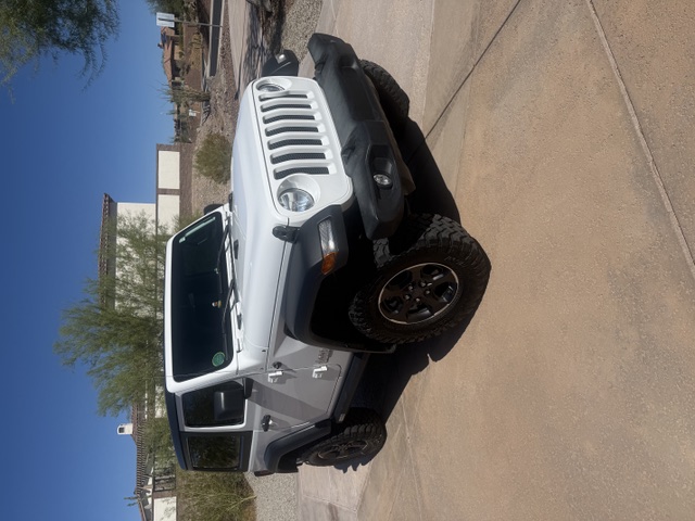 Used 2019 Jeep Wrangler Sport AWD/4WD image 2