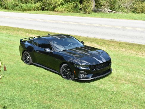 Used 2024 Ford Mustang GT Premium w/ GT Performance Package RWD image 19