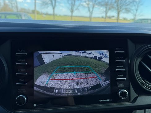 Used 2021 Toyota Tacoma SR image 11