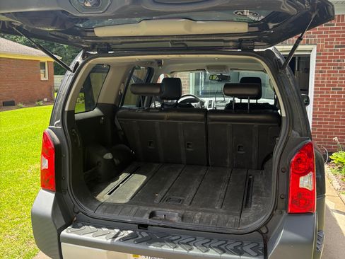 Used 2011 Nissan Xterra PRO-4X w/ Pro-4x Leather Pkg AWD/4WD image 11