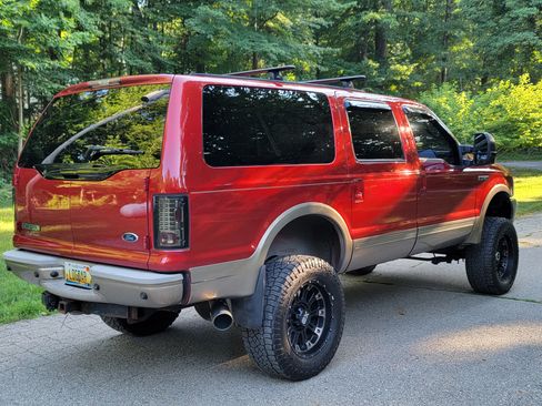 Used 2004 Ford Excursion Eddie Bauer image 5