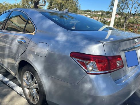 Used 2011 Lexus ES 350 image 16