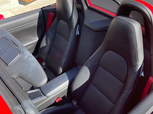 Used 2014 Porsche Boxster S image 17