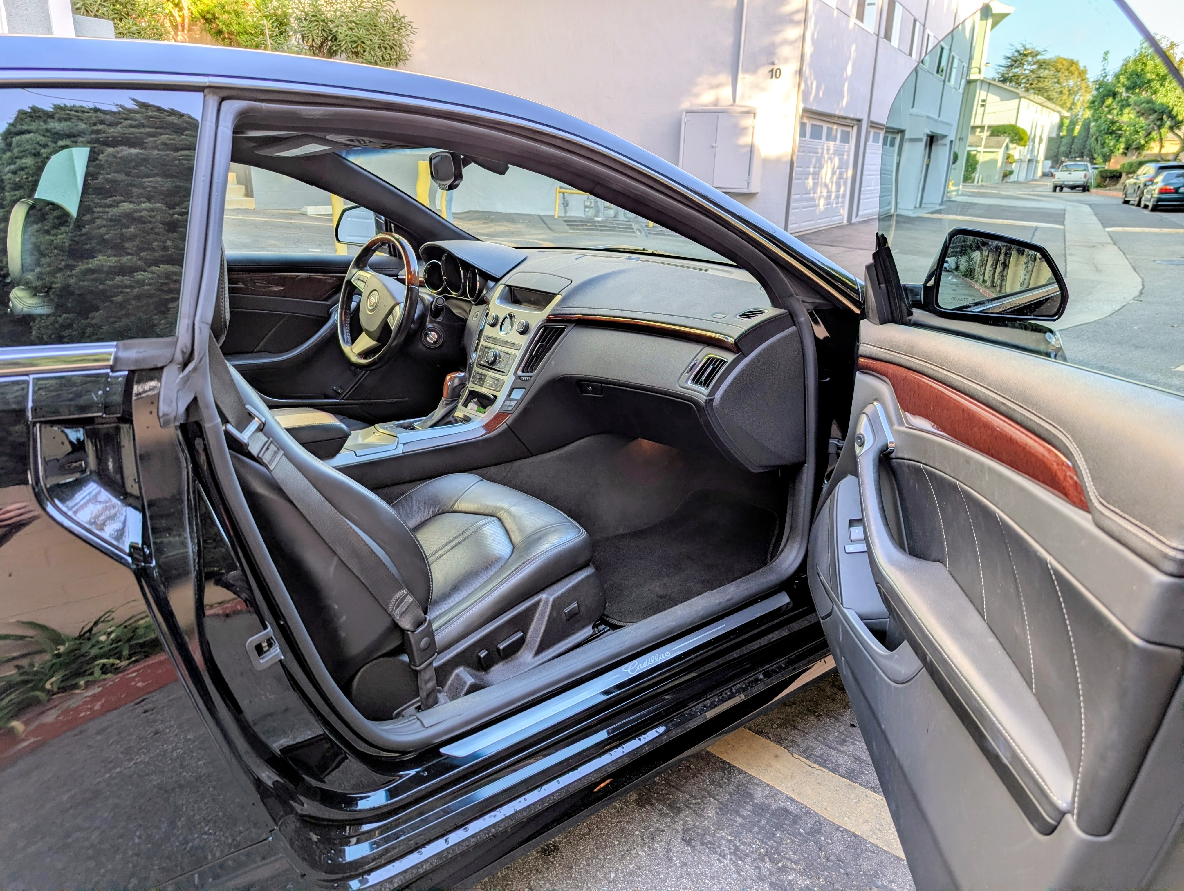 Used 2012 Cadillac CTS Premium RWD image 9