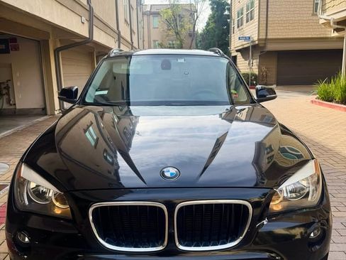 Used 2015 BMW X1 sDrive28i image 1