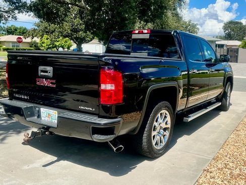 Used 2014 GMC Sierra 1500 Denali w/ Driver Alert Package image 6