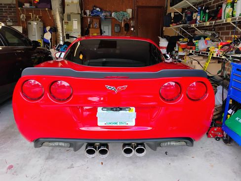 Used 2008 Chevrolet Corvette Coupe w/ Preferred Equipment Group image 11