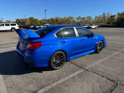 Used 2019 Subaru WRX STI image 6