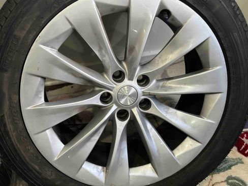 Used 2016 Tesla Model X Performance image 25