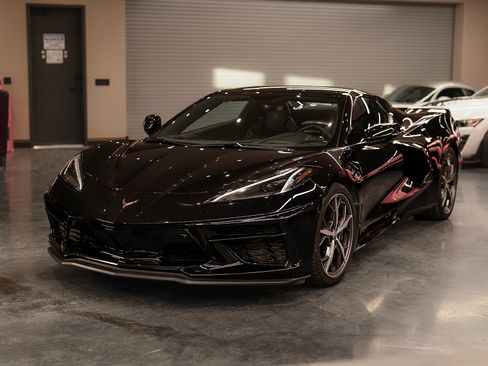 Used 2020 Chevrolet Corvette Stingray Preferred Conv w/ 2LT Preferred Equipment Group image 5