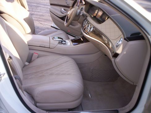 Used 2015 Mercedes-Benz S 550 Sedan image 15