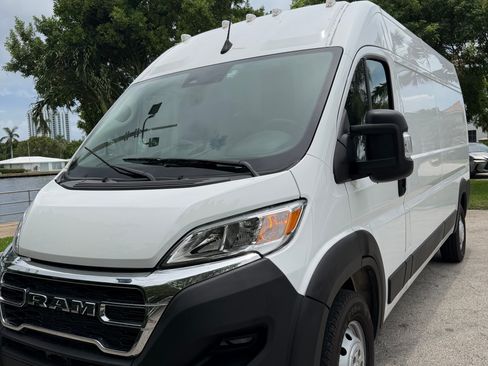 Used 2023 RAM ProMaster 2500 w/ Interior LED Lighting Group FWD image 1