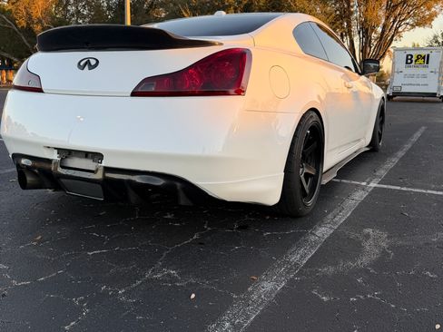 Used 2009 INFINITI G37 Journey w/ Premium Pkg image 4