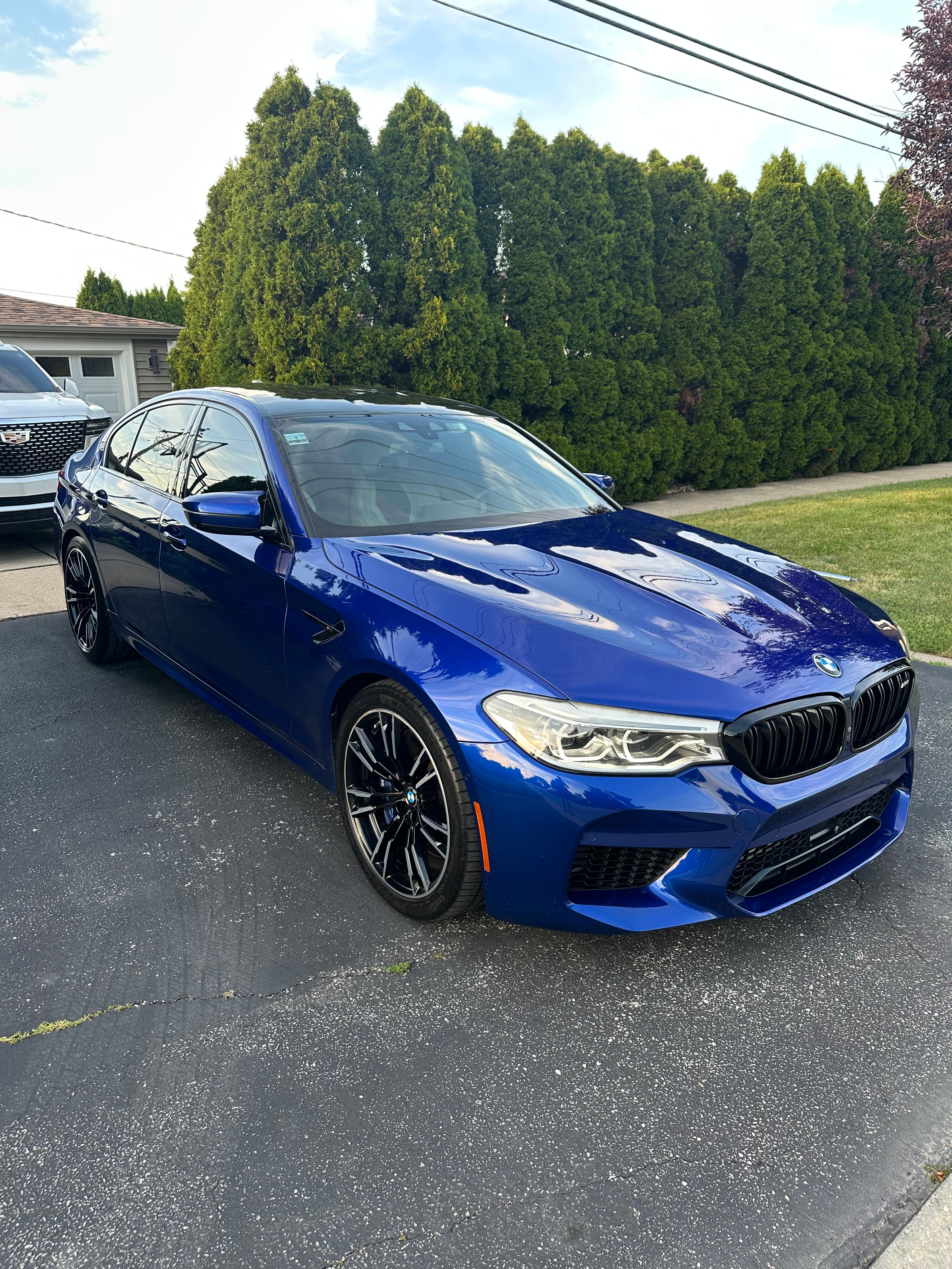Used 2018 BMW M5 AWD/4WD image 1