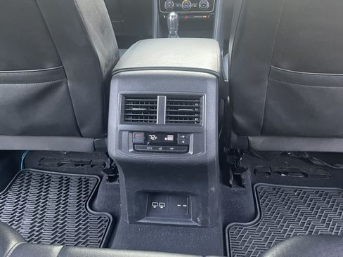 Used 2019 Volkswagen Atlas SEL R-Line image 14