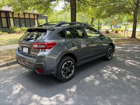 Used 2022 Subaru Crosstrek 2.0i Premium w/ Popular Package #2 AWD/4WD image 10
