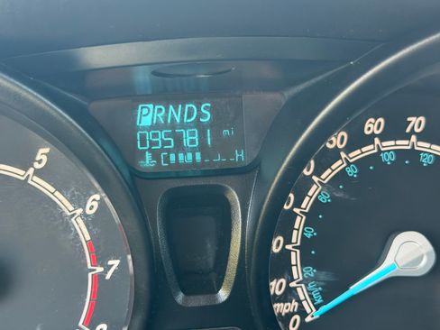Used 2018 Ford Fiesta S FWD image 9
