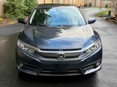 Used 2017 Honda Civic EX-T image 8