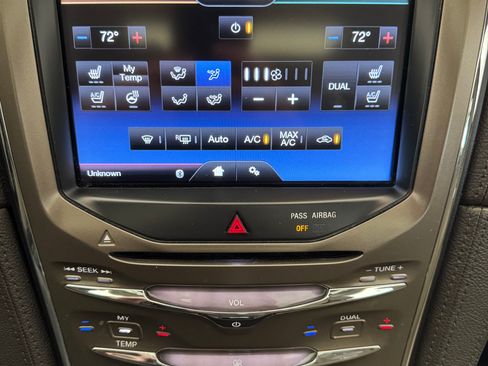 Used 2014 Lincoln MKX FWD w/ Equipment Group 101A image 9