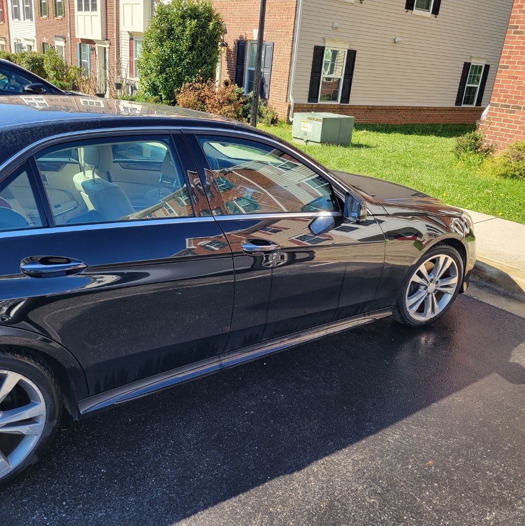 Used 2014 Mercedes-Benz E 350 4MATIC Sedan image 14
