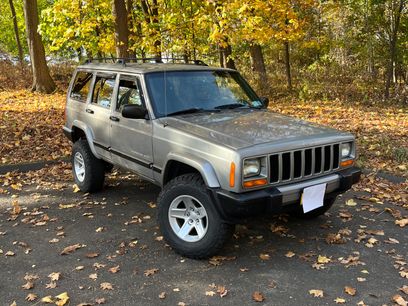 Used 2001 Jeep Cherokee Sport