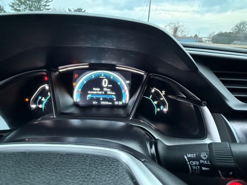 Used 2017 Honda Civic EX-L image 25